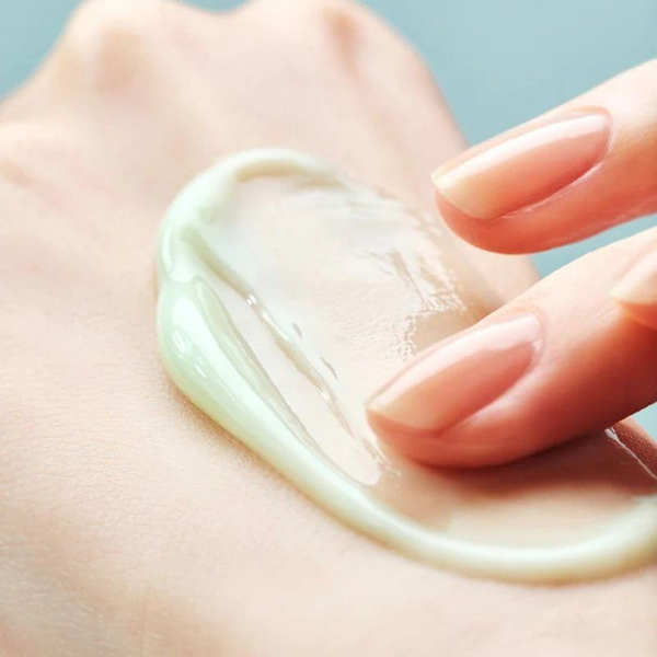 tocobo-cica-calming-gel-cream-texture