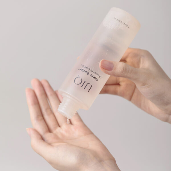 uiq-biome-barrier-treatment-essence-texture
