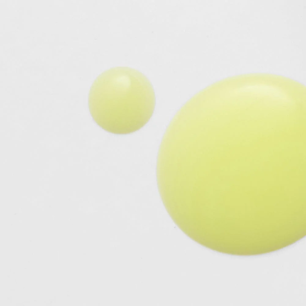 celimax-the-vita-a-retinol-serum-texture