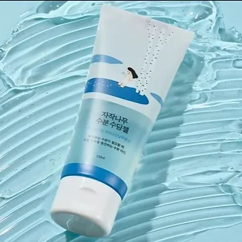 round-lab-birch-juice-soothing-gel-texture