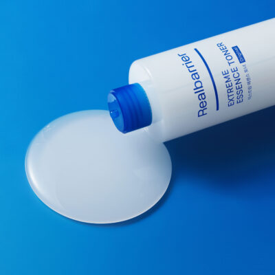 real-barrier-extreme-essence-toner-texture