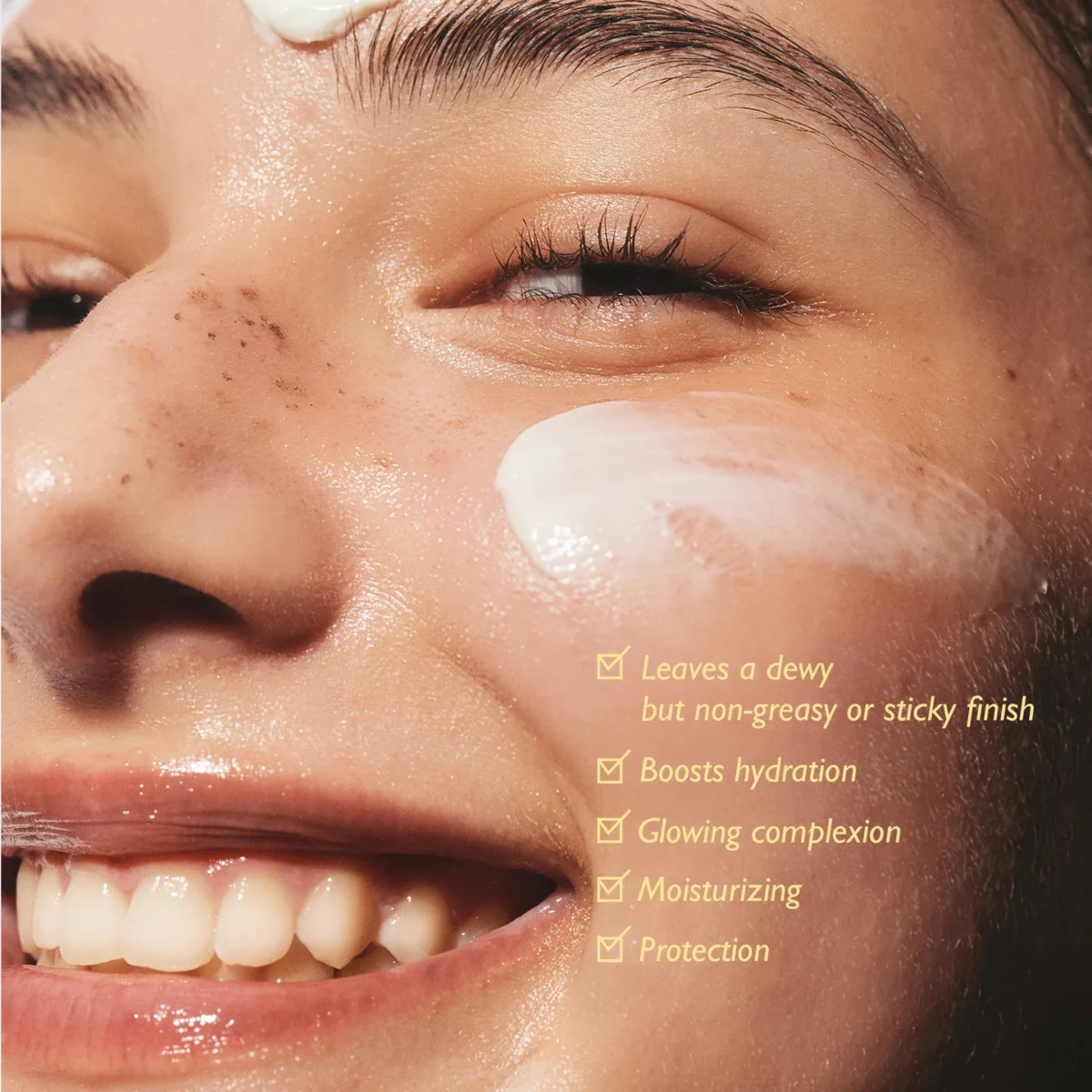 haruharu-wonder-black-rice-moisture-airyfit-spf-50-soncezahyst-texture